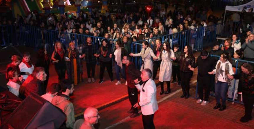 BÜYÜKŞEHİR’İN ETKİNLİKLERİ RAMAZAN AKŞAMLARINA RENK KATIYOR 