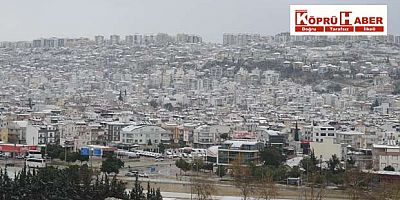 Antalya’da yıllar sonra kar sevinci   