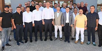 BAKAN ERSOY, KEPEZ’DE MAHALLE MUHTARLARIYLA BULUŞTU 