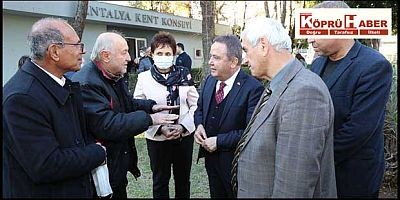 Başkan Böcek Kent Konseyi’ni ziyaret etti