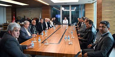 BAŞKAN ESEN MUHTARLARI DİNLEDİ