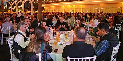 Başkan YÜCEL, Belediye personeli ve aileleri ile iftarda bir araya geldi