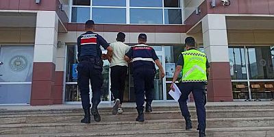 Demre de Hırsızlık zanlıları yakalandı.