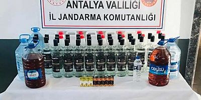 Evde sahte içki ürettiler !