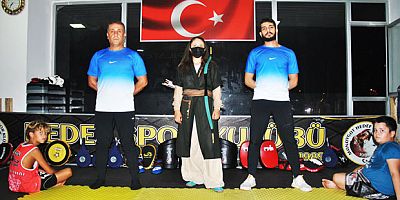 Hedef spor kulübünde “Geleneksel Türk okçuluğu” dersleri başladı.