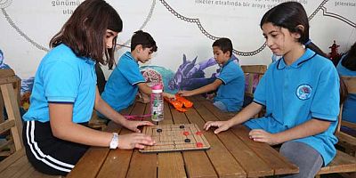 KEPEZ’DE ÇOCUKLAR GELENEKSEL SPOR VE OYUNLARI DENEYİMLEDİ 