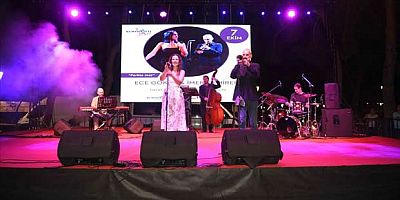 KONYAALTI’NDA ECE GÖKSU VE İMER DEMİRER RÜZGÂRI ESTİ