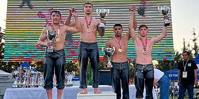 MANAVGAT BELEDİYESİ GÜREŞÇİLERİ FETHİYE'DEN MADALYALARLA DÖNDÜ