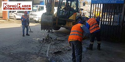 Manavgat’ta yollara bakım ve onarım